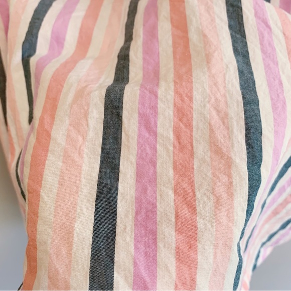 🌸SOLD🌸Universal Thread Striped Collared Short Sleeve Shirt - Picture 5 of 8